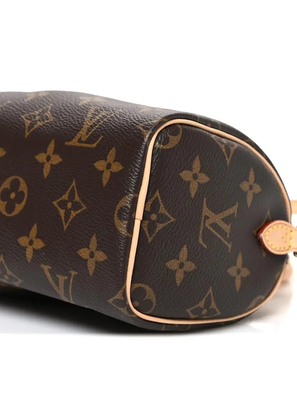 Louis Vuitton experience luxury